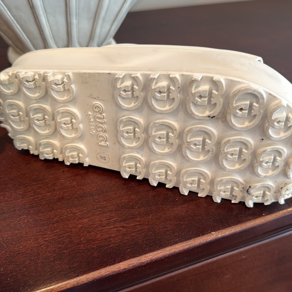 Gucci slide. AUTHENTIC
Embossed Interlocking GG GUCCI - Picture 5 of 9